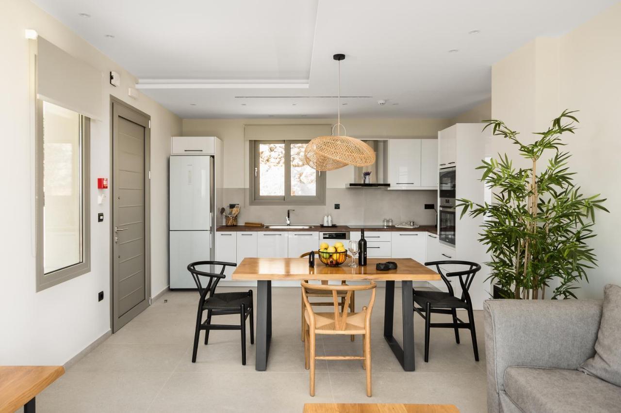 Paleo Villa *